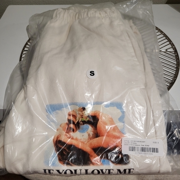 Boys Lie | Let Me Go Sweatpants - Picture 3 of 3